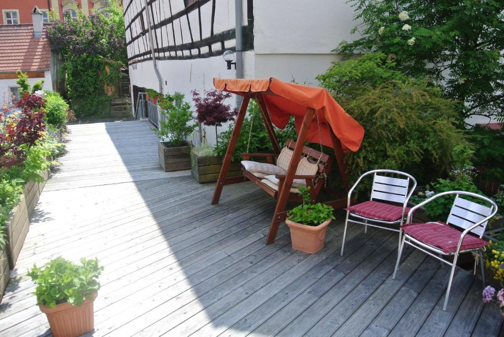 Hotel-Restaurant Goldenes Lamm Dinkelsbuehl Exterior photo