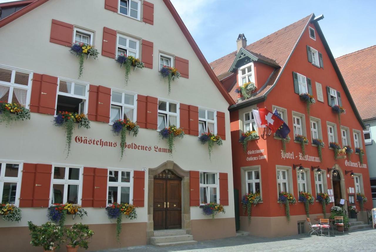 Hotel-Restaurant Goldenes Lamm Dinkelsbuehl Exterior photo