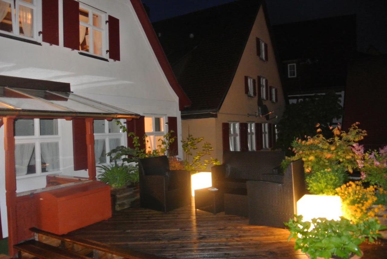 Hotel-Restaurant Goldenes Lamm Dinkelsbuehl Exterior photo
